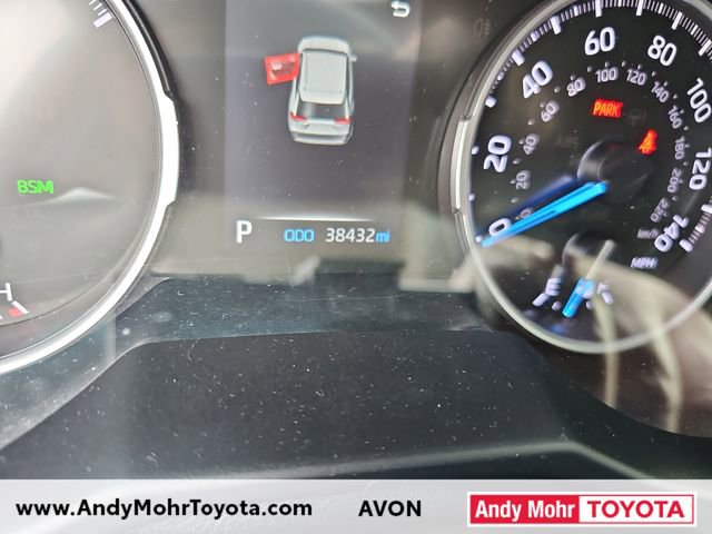 Used 2022 Toyota RAV4 XLE w/ Convenience Package image 18