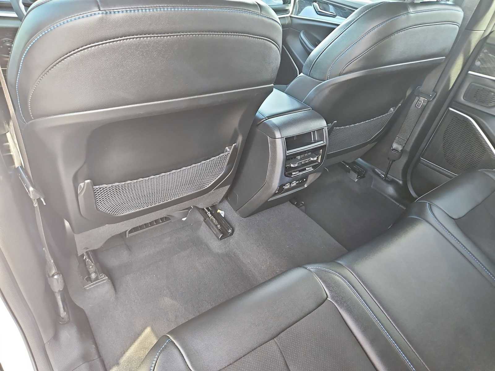 Used 2024 Jeep Grand Cherokee Trailhawk w/ Advanced Protech Group II image 19