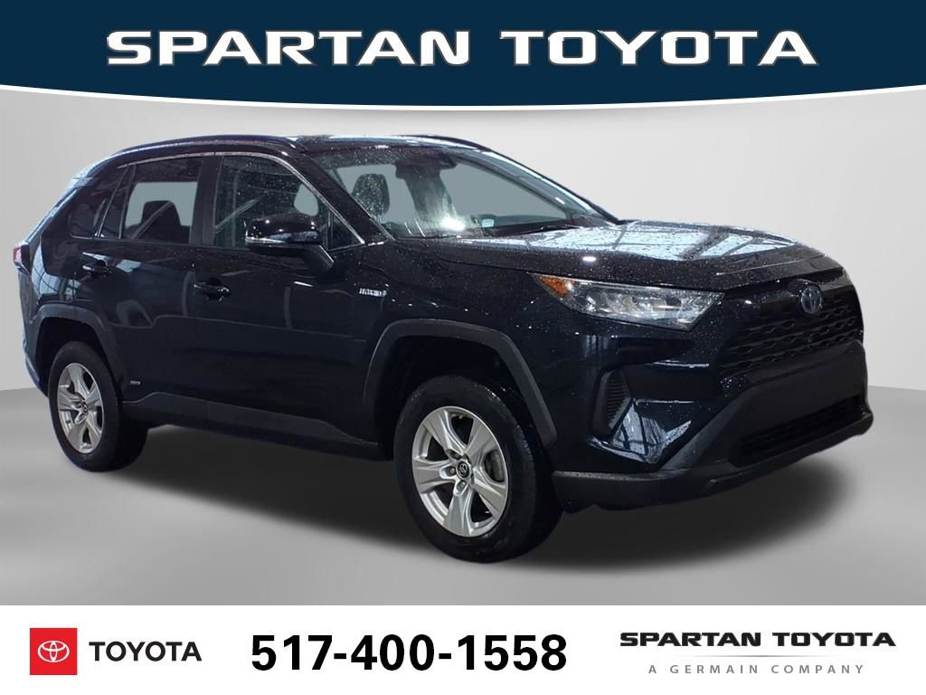 Used 2019 Toyota RAV4 LE w/ Carpet Mat Package image 5