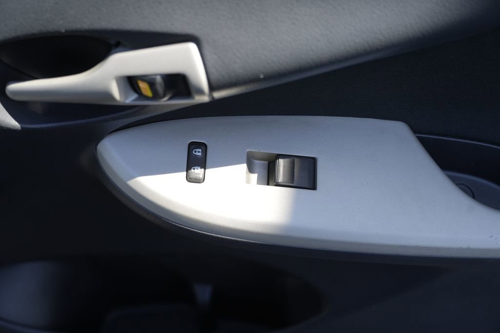 Used 2012 Toyota Corolla S FWD image 30