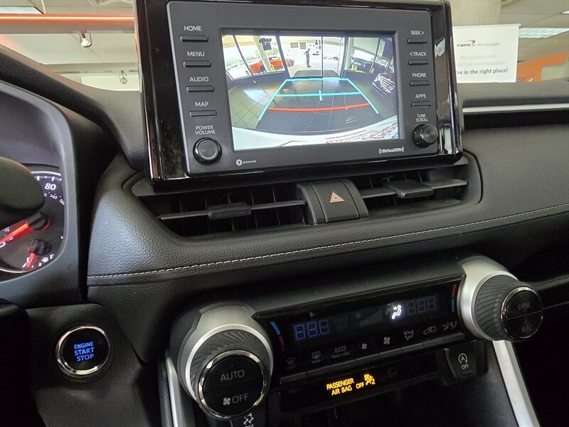 Used 2021 Toyota RAV4 XLE FWD image 21