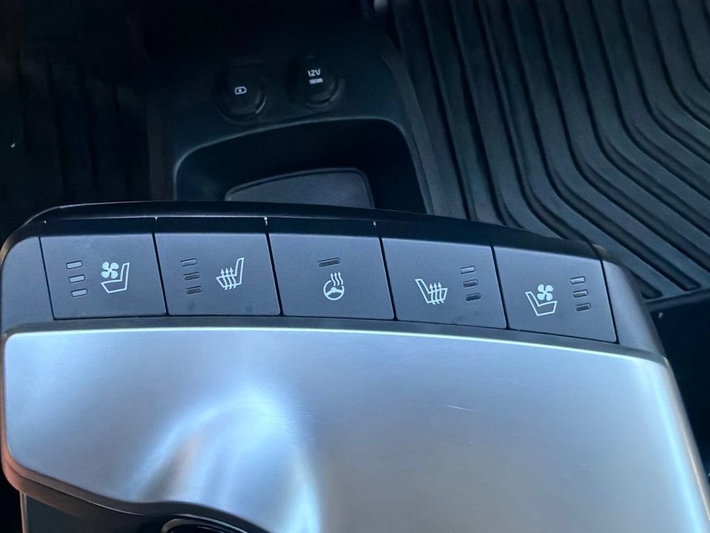 Used 2022 Kia EV6 Wind AWD/4WD image 26