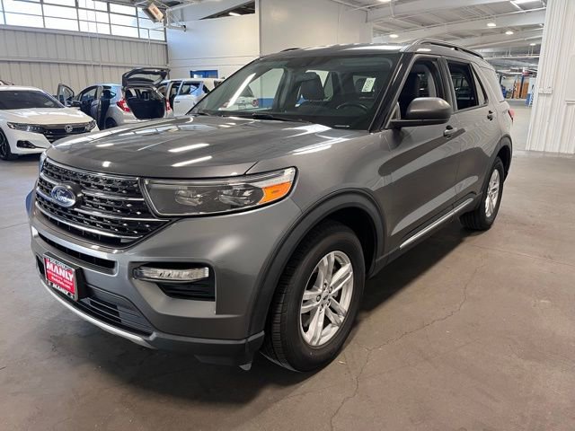 Used 2023 Ford Explorer XLT w/ Equipment Group 202A image 7
