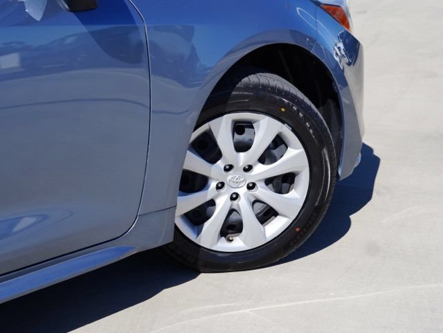 Used 2024 Toyota Corolla LE FWD image 9