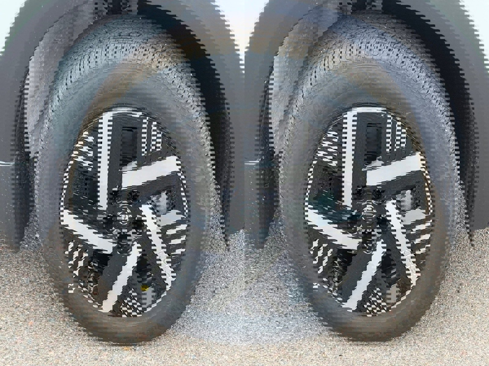 New 2026 Nissan Kicks SV image 10