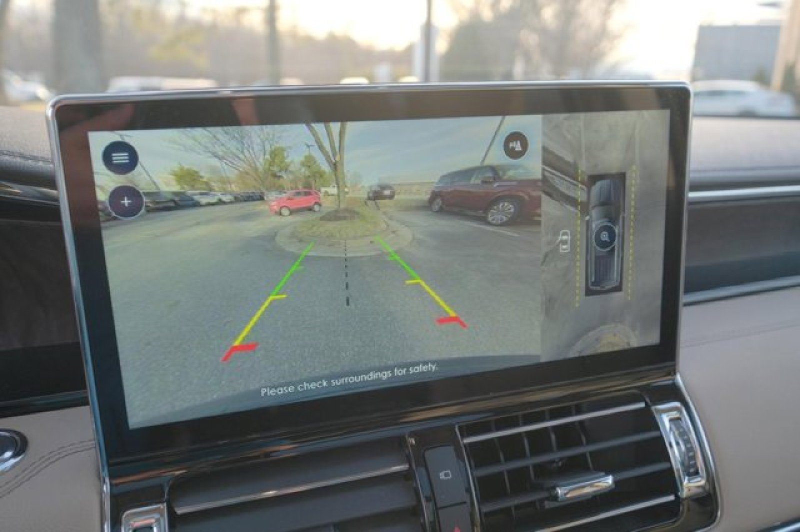 Used 2024 Lincoln Navigator Reserve image 25