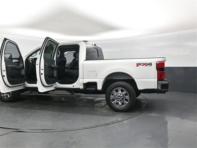 Used 2024 Ford F250 Lariat w/ Lariat Ultimate Package image 46