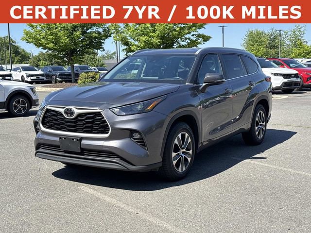 Used 2023 Toyota Highlander XLE FWD image 5
