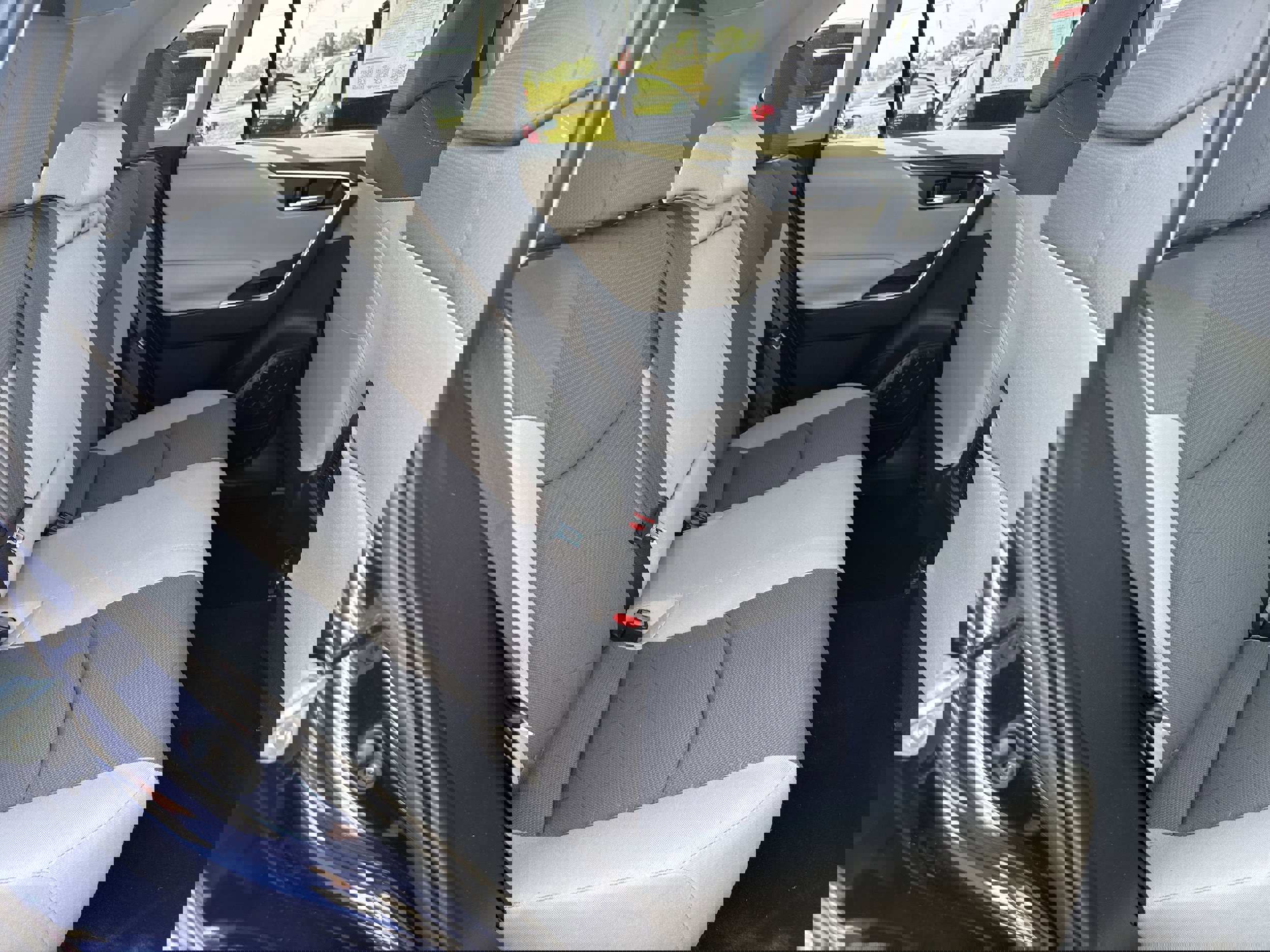 Used 2019 Toyota RAV4 XLE image 8