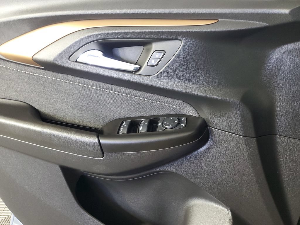 Used 2023 Chevrolet TrailBlazer ACTIV w/ Convenience Package FWD image 28