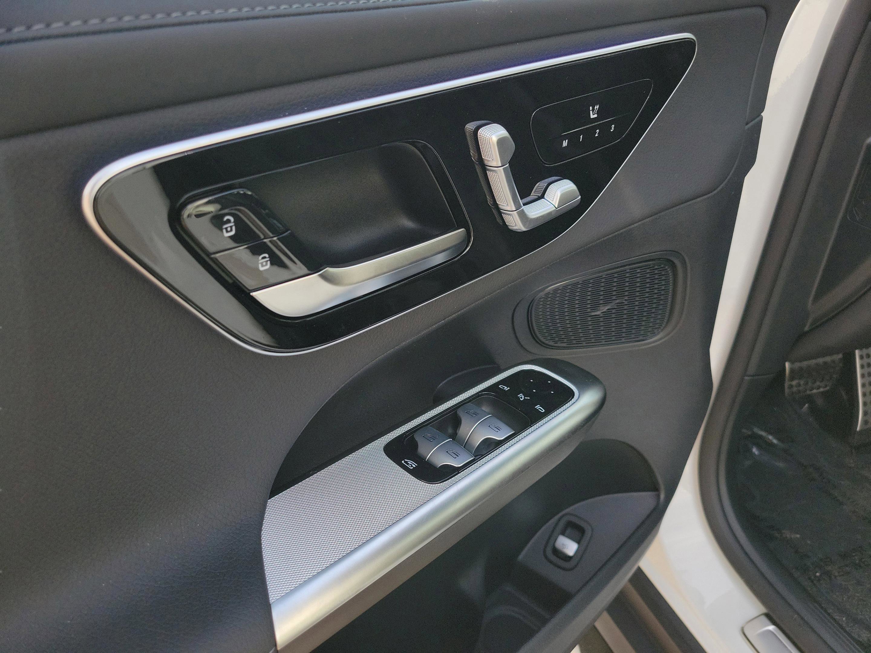 New 2026 Mercedes-Benz GLC 43 AMG 4MATIC image 23