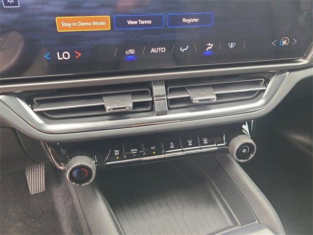 New 2026 Chevrolet Equinox EV LT image 33