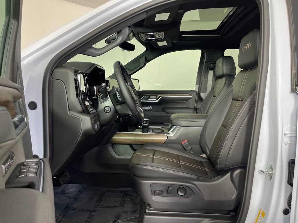 New 2026 Chevrolet Silverado 1500 High Country image 10