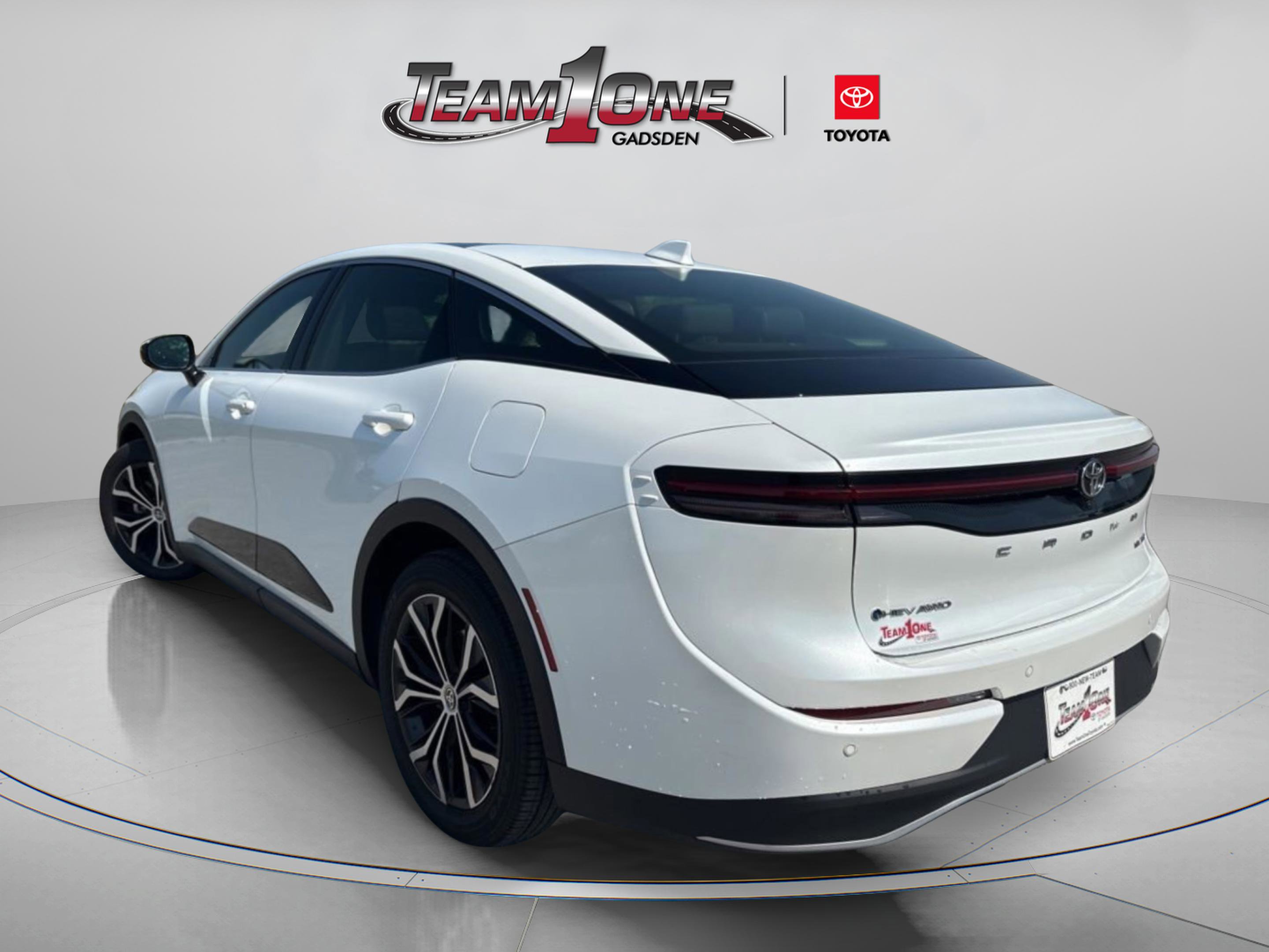 Used 2024 Toyota Crown Limited AWD/4WD image 6