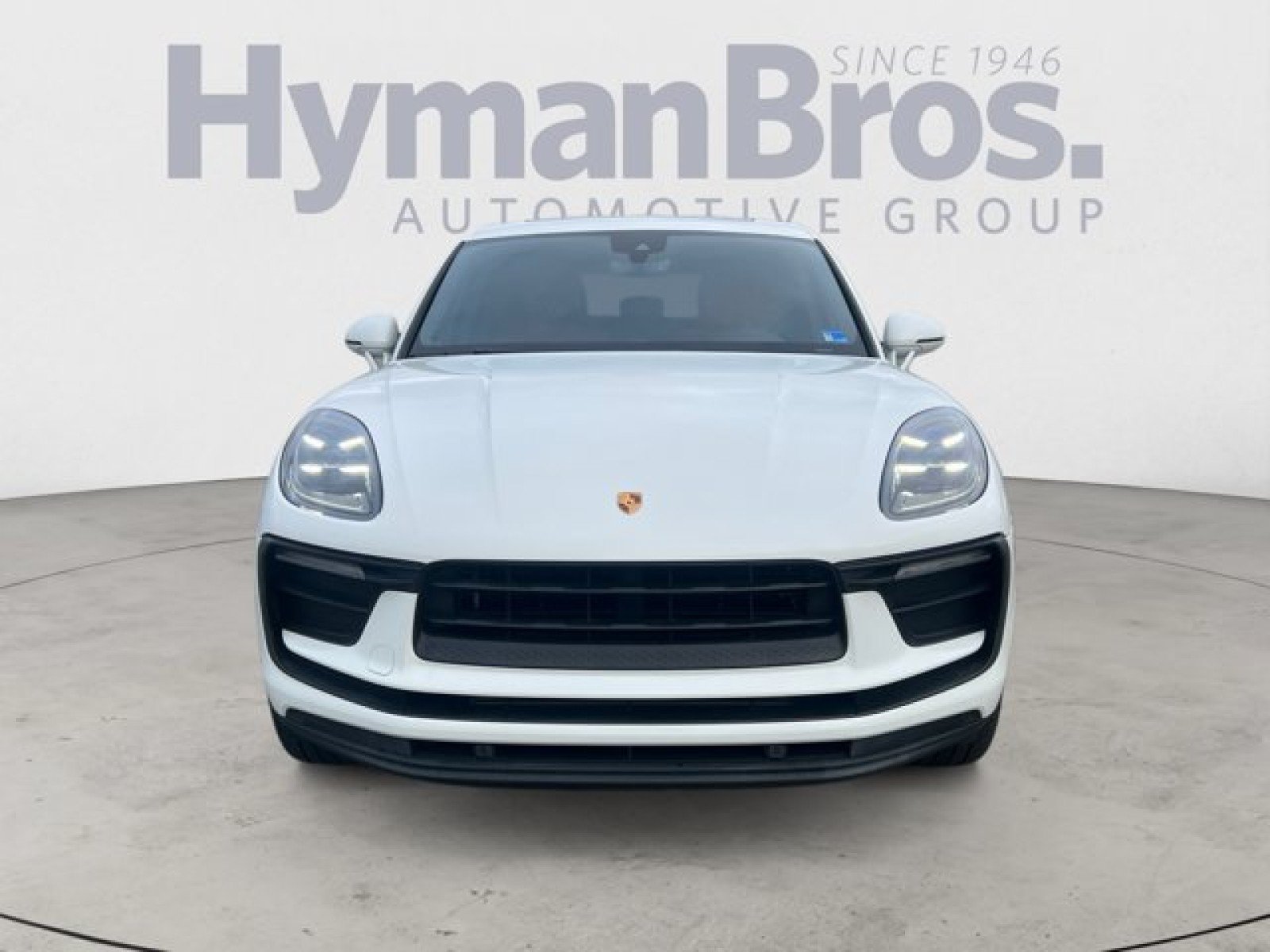 Used 2022 Porsche Macan AWD/4WD image 8