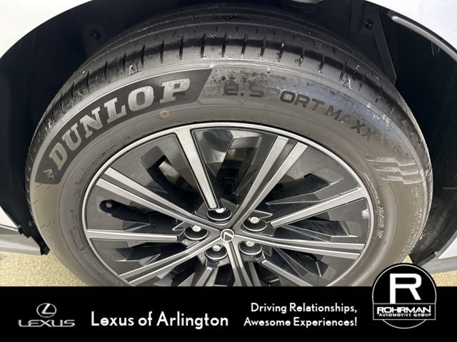 Certified 2026 Lexus ES 350e w/ Convenience Package FWD image 5