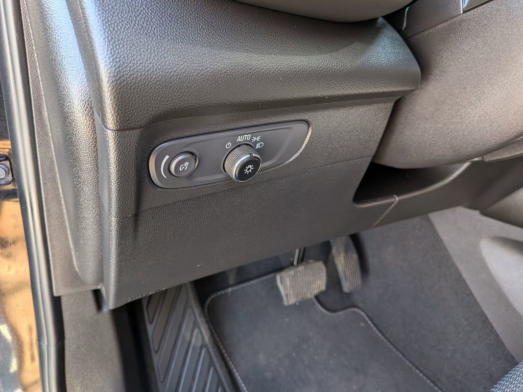 Certified 2023 Buick Envision Preferred image 14