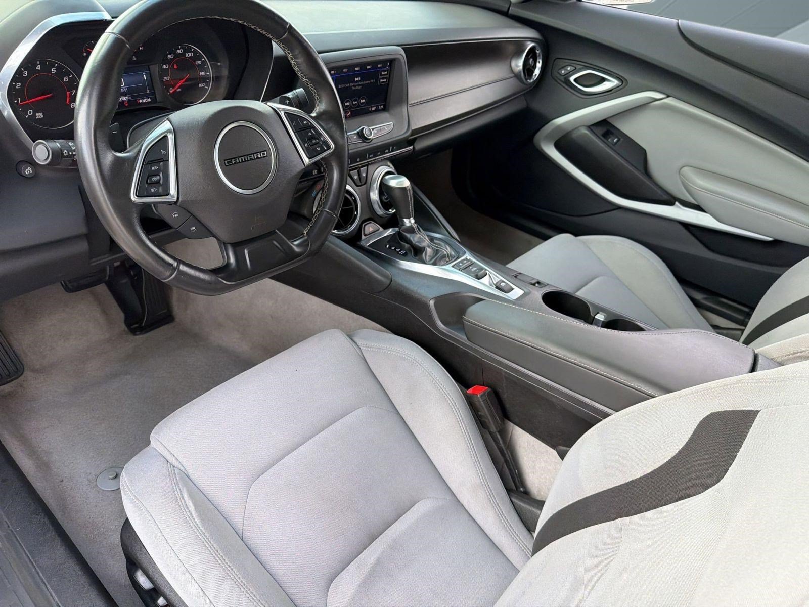 Certified 2023 Chevrolet Camaro LT RWD image 4