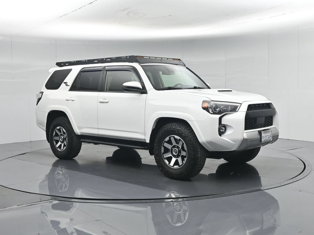 Used 2022 Toyota 4Runner TRD Off-Road AWD/4WD image 28