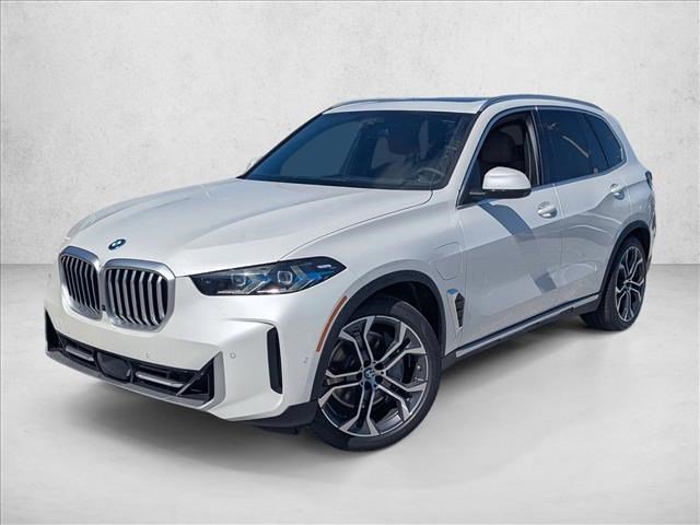 New 2026 BMW X5 xDrive50e image 1