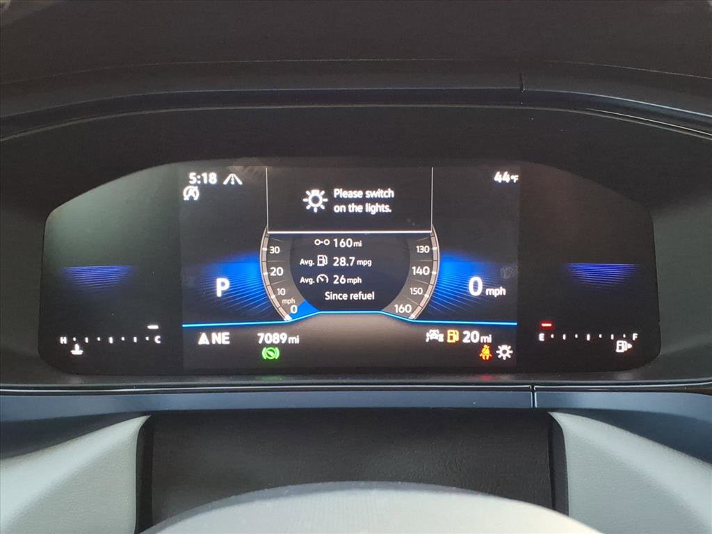 Certified 2024 Volkswagen Taos SE image 13