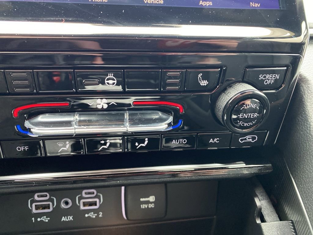 New 2025 Jeep Grand Cherokee L Limited image 30