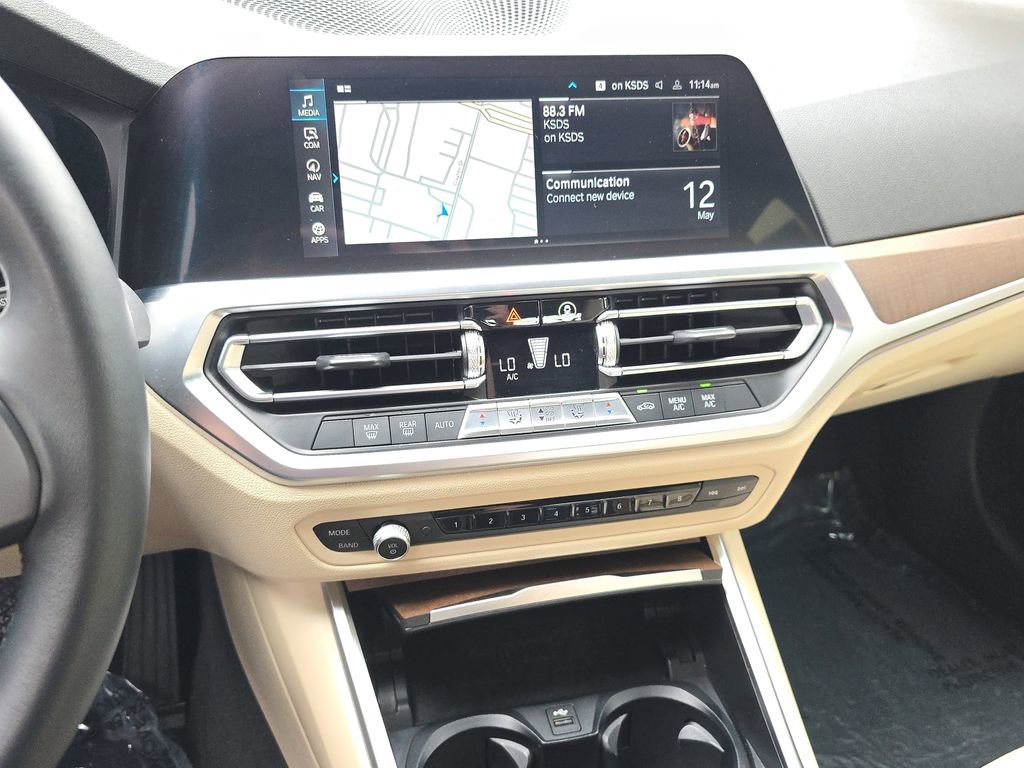 Used 2021 BMW 330e w/ Convenience Package RWD image 25