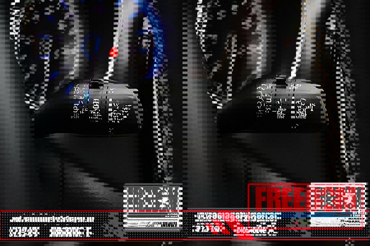 Certified 2024 Chrysler Pacifica Touring-L image 33