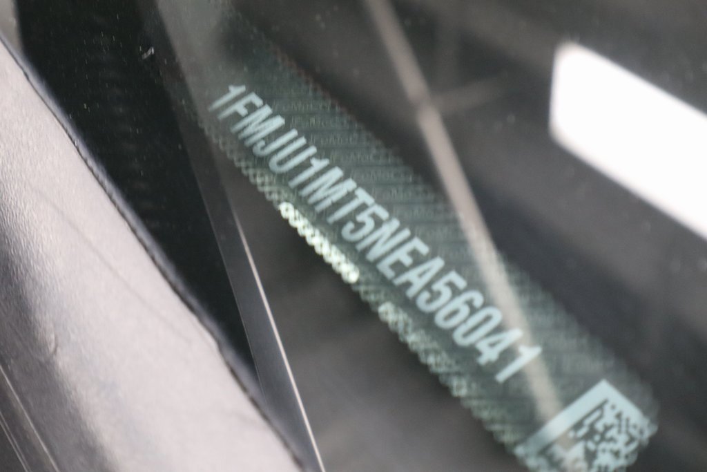 Certified 2022 Ford Expedition Platinum image 36