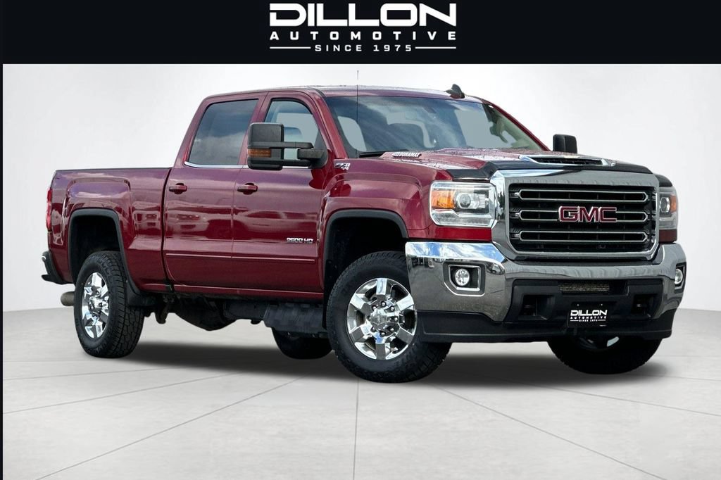Used 2018 GMC Sierra 2500 SLE w/ SLE Preferred Package AWD/4WD image 1