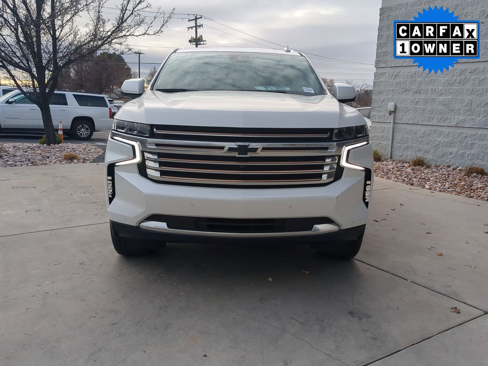 Used 2023 Chevrolet Suburban High Country image 9