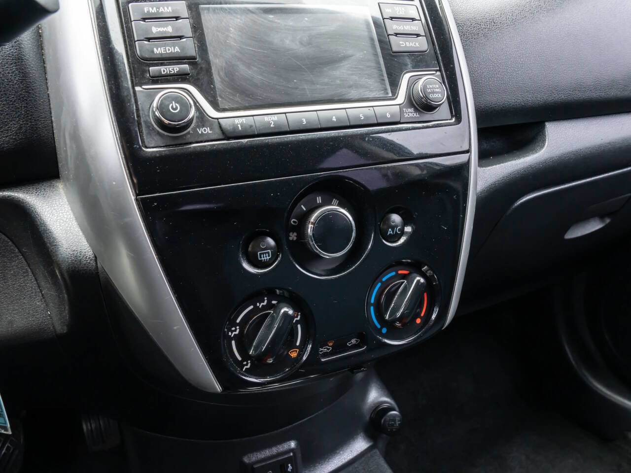 Used 2017 Nissan Versa Note SV image 28