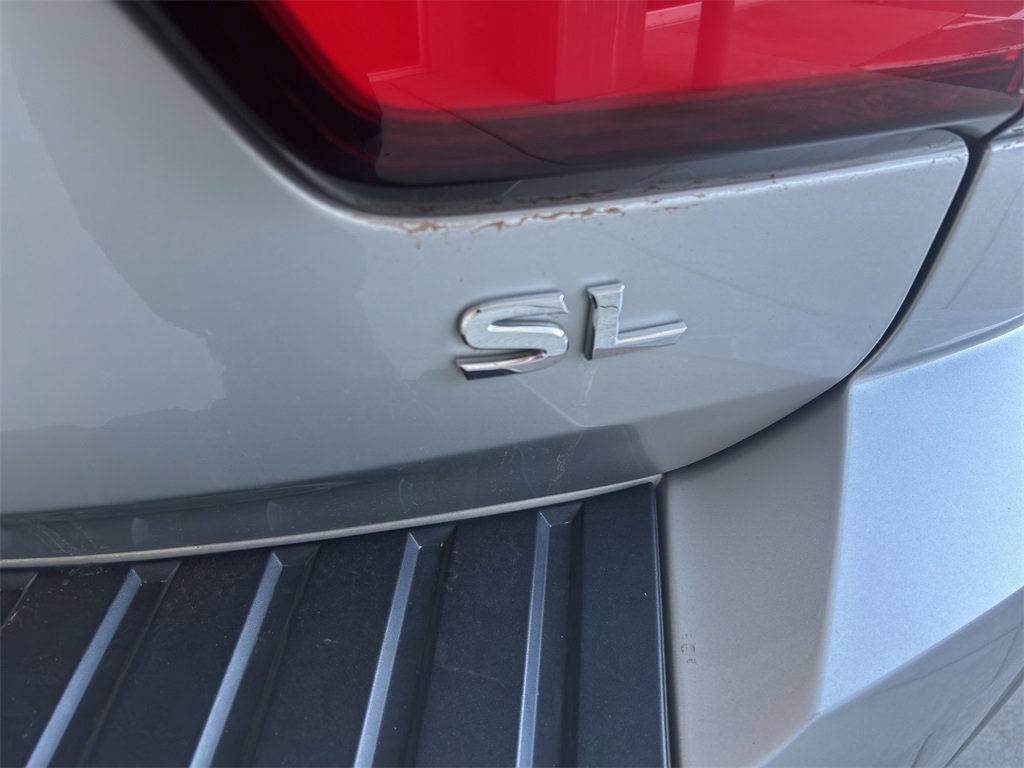 Used 2024 Nissan Armada SL w/ Captain's Chairs Package image 9