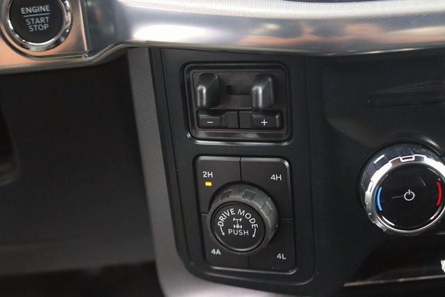 New 2025 Ford F150 Lariat w/ Equipment Group 501A Mid image 22
