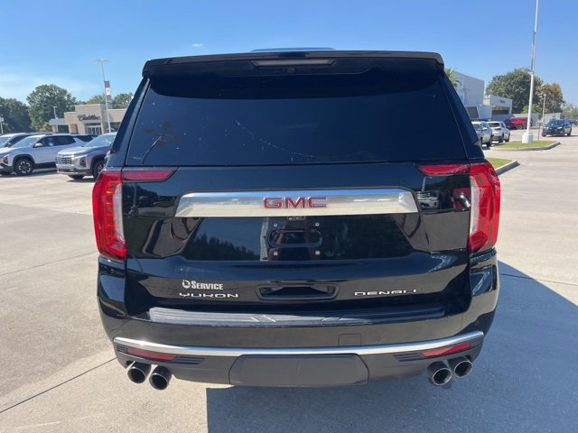 Used 2021 GMC Yukon XL Denali w/ Denali Premium Package image 5
