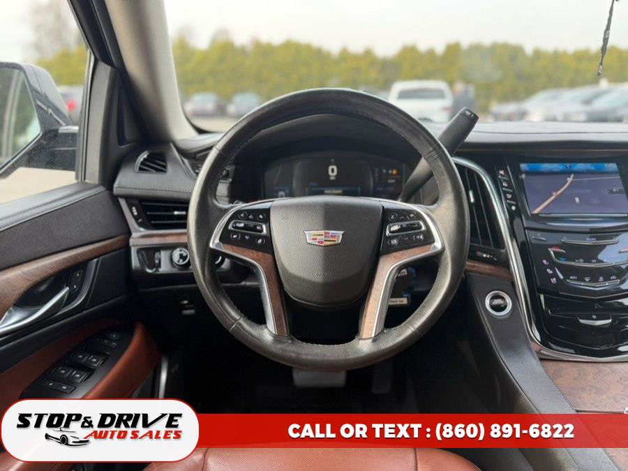 Used 2015 Cadillac Escalade Premium image 13
