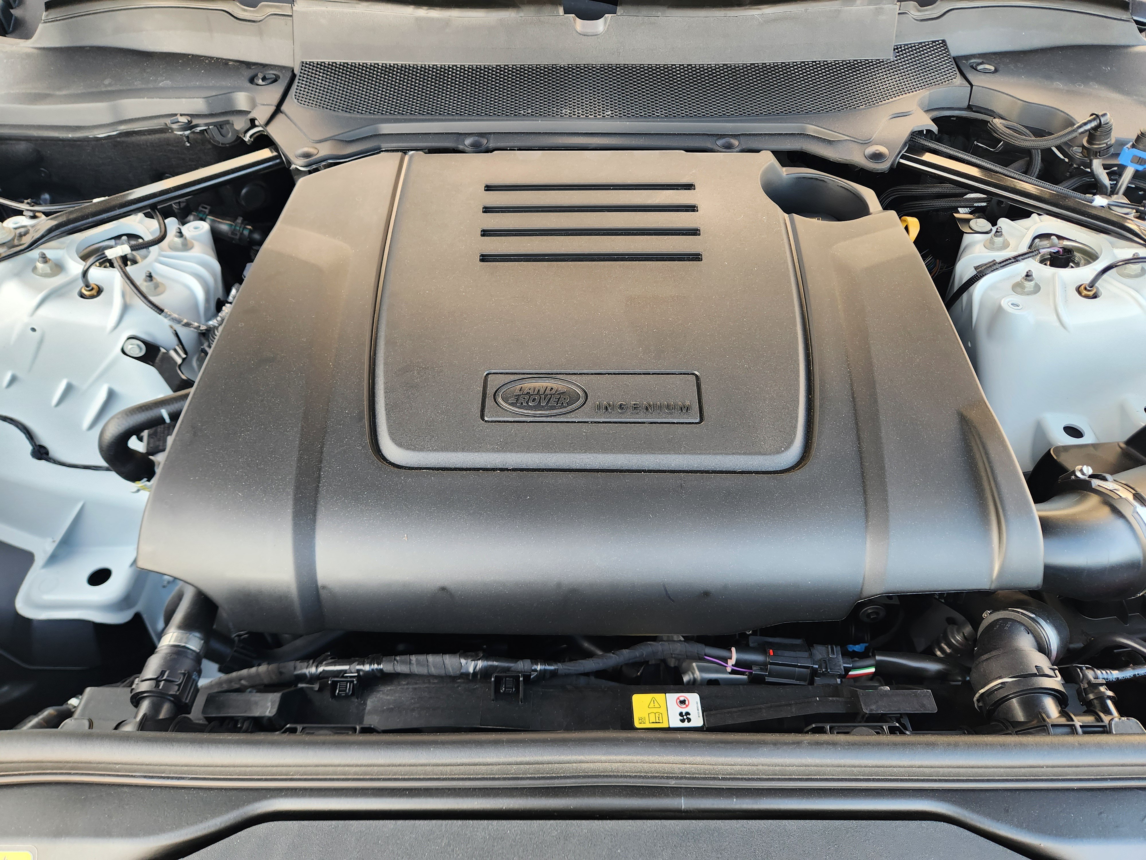 New 2026 Land Rover Discovery Dynamic SE AWD/4WD image 28