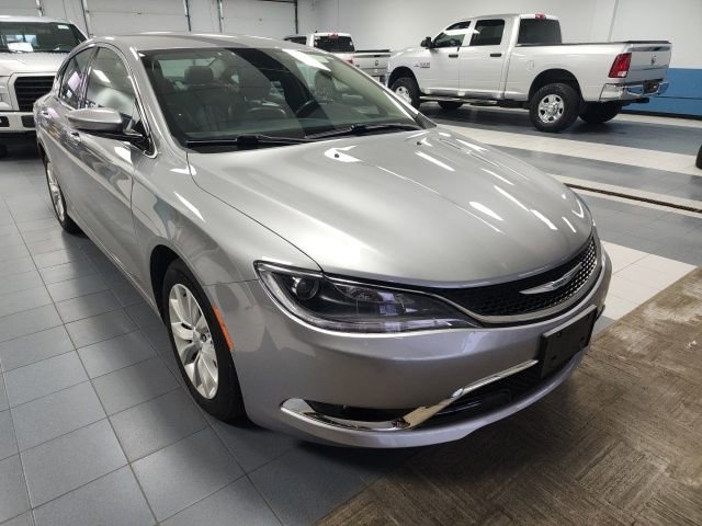 Used 2015 Chrysler 200 C image 6