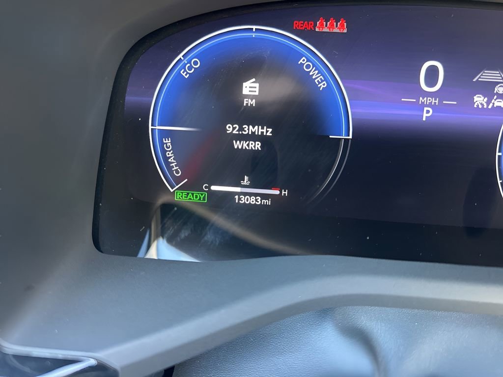 Used 2025 Toyota Camry XLE image 24