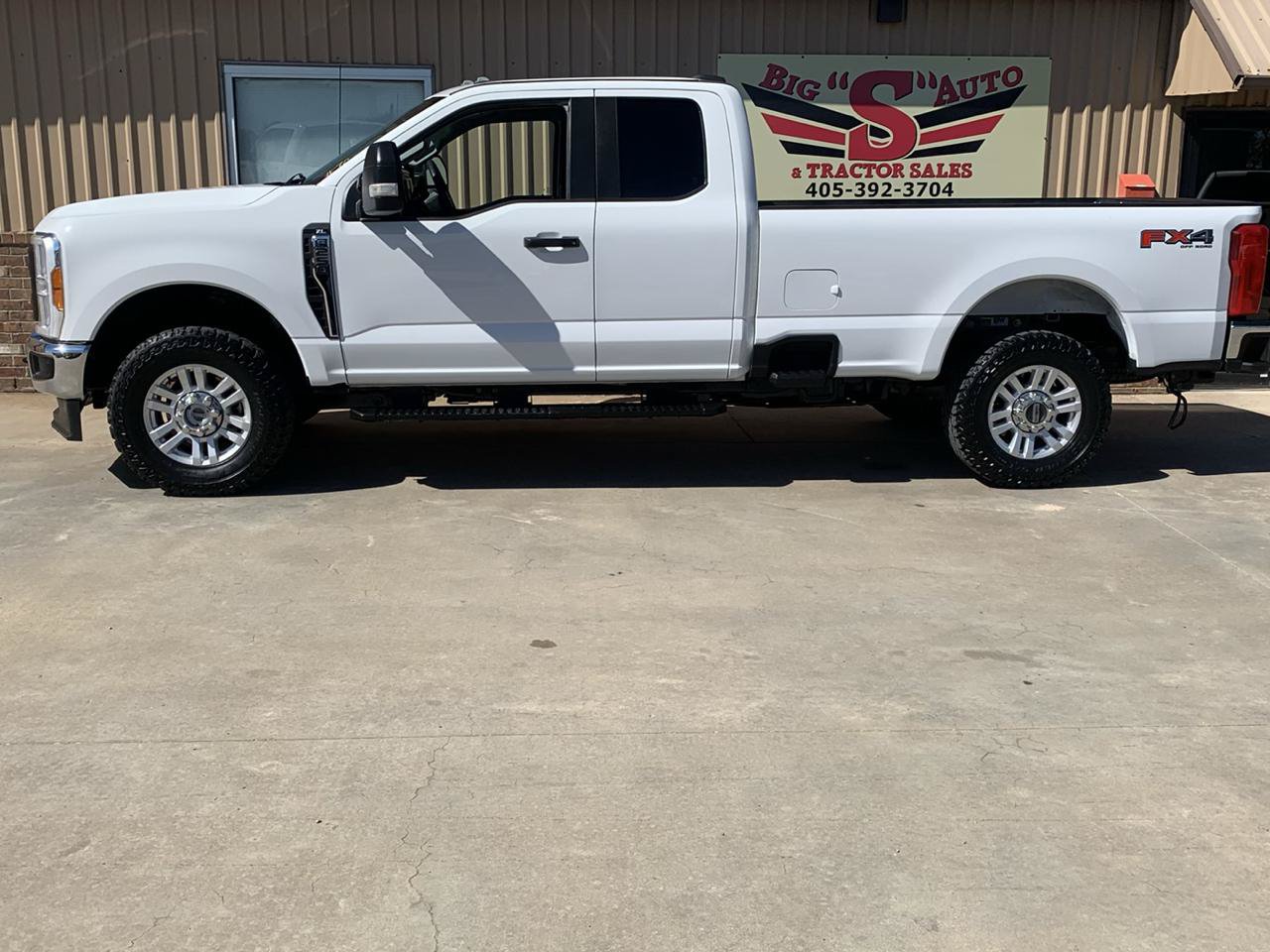 Used 2023 Ford F250 XL w/ XL Driver Assist Package AWD/4WD image 5