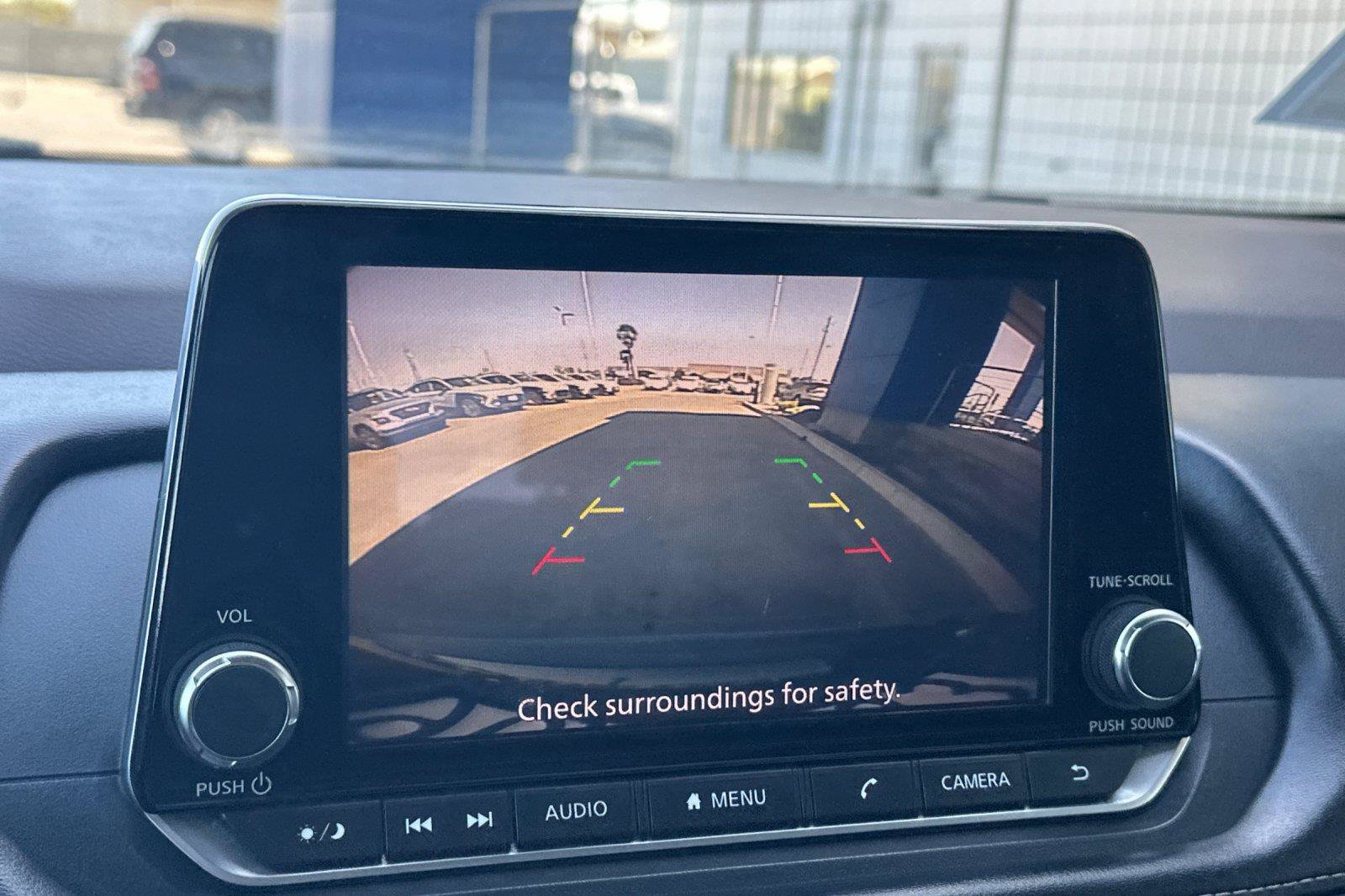 Certified 2022 Nissan Rogue SV AWD/4WD image 18
