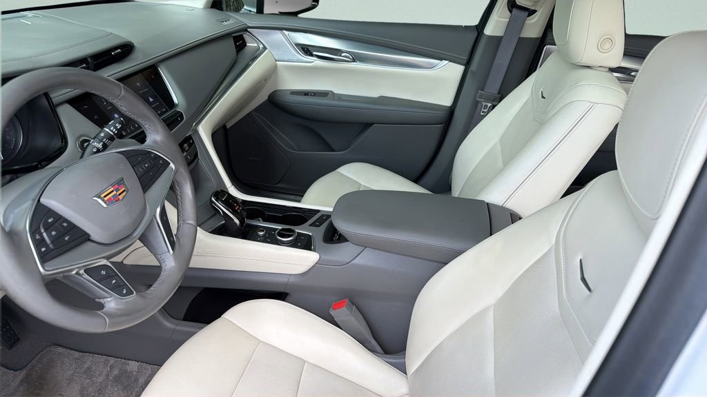 Used 2021 Cadillac XT5 Premium Luxury FWD image 33