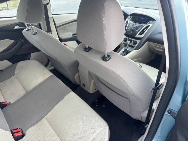 Used 2012 Ford Focus SE FWD image 15