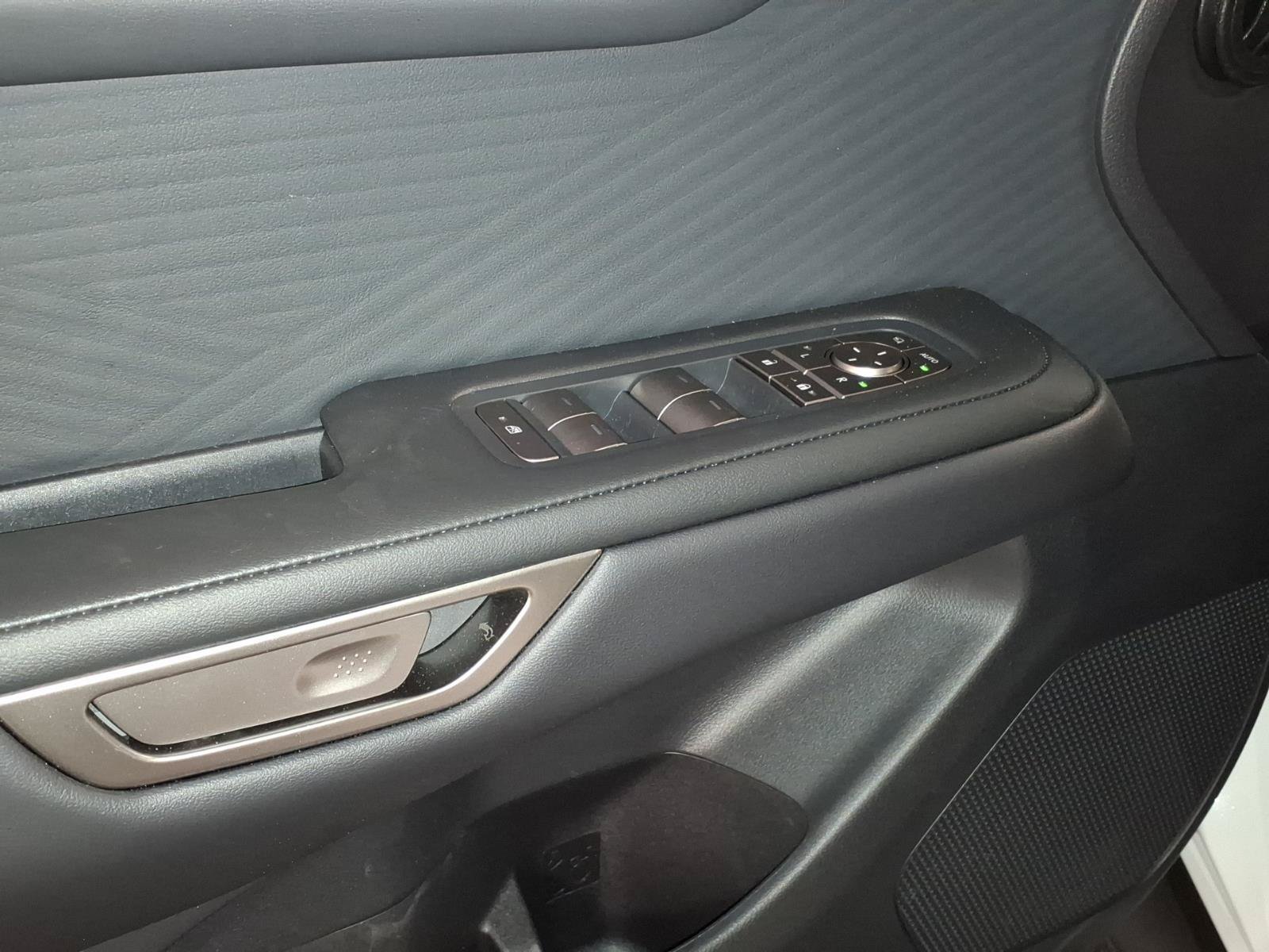New 2026 Lexus ES 500e AWD/4WD image 4