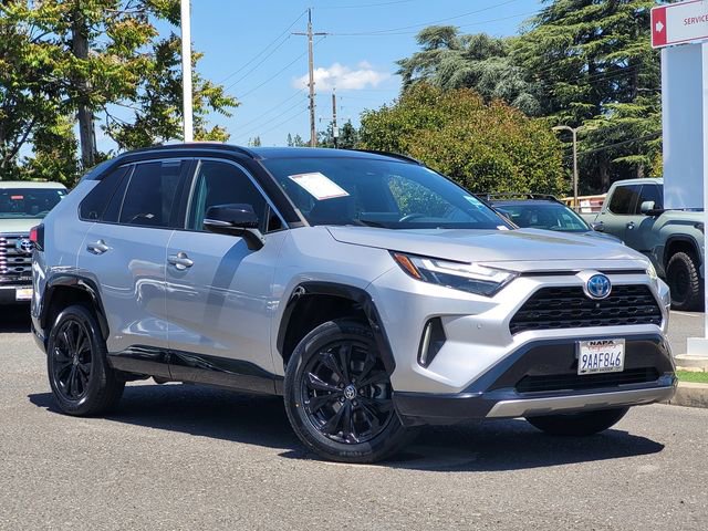 Certified 2022 Toyota RAV4 XSE AWD/4WD image 2