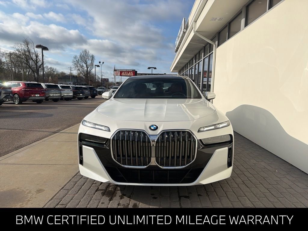 Certified 2024 BMW 760i xDrive w/ Executive Package AWD/4WD image 2