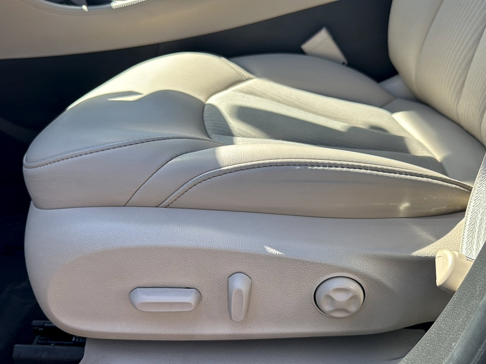 Used 2020 Buick Envision Preferred FWD image 8