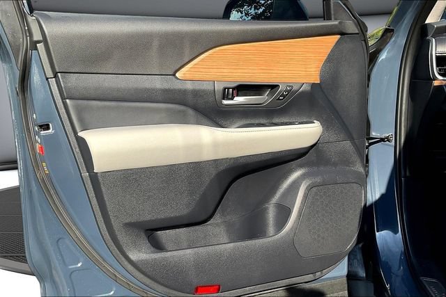 Used 2026 Toyota Grand Highlander FWD image 22