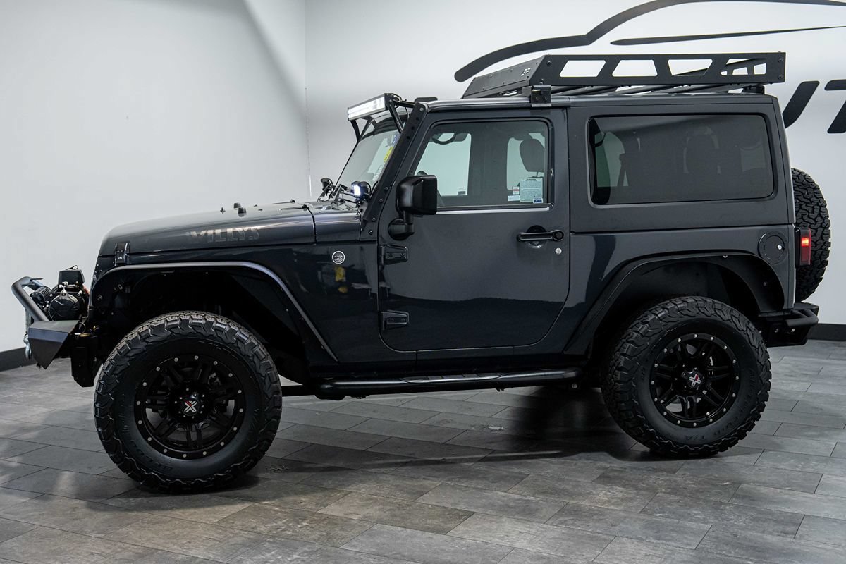 Used 2016 Jeep Wrangler Sport AWD/4WD image 3