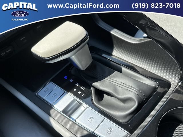Used 2023 Hyundai Elantra Limited w/ Cargo Package FWD image 31